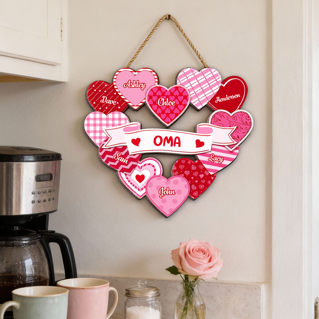 Personalisiertes Holzschild mit Herzen und Namen Geschenk für Oma