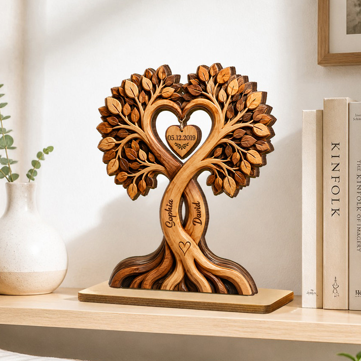 Personalisierter Holzaufsteller mit Herzbaum für Paar Jahrestagsgeschenk