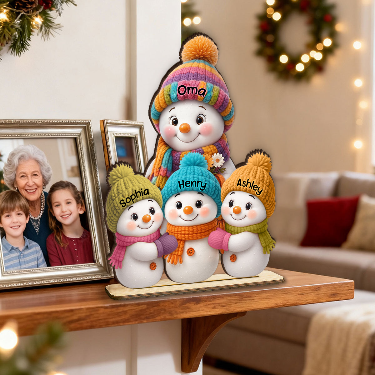 Personalisierter Holzaufsteller für Oma – Schneemann-Motiv mit Namen