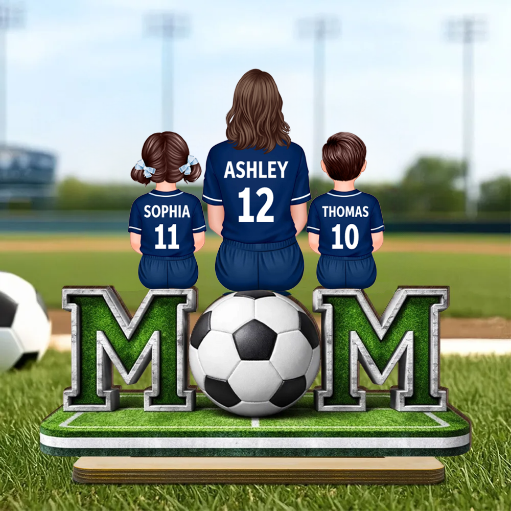 MOM-Personalisierter Holzaufsteller mit Fußballmotiv Mama und Kinder