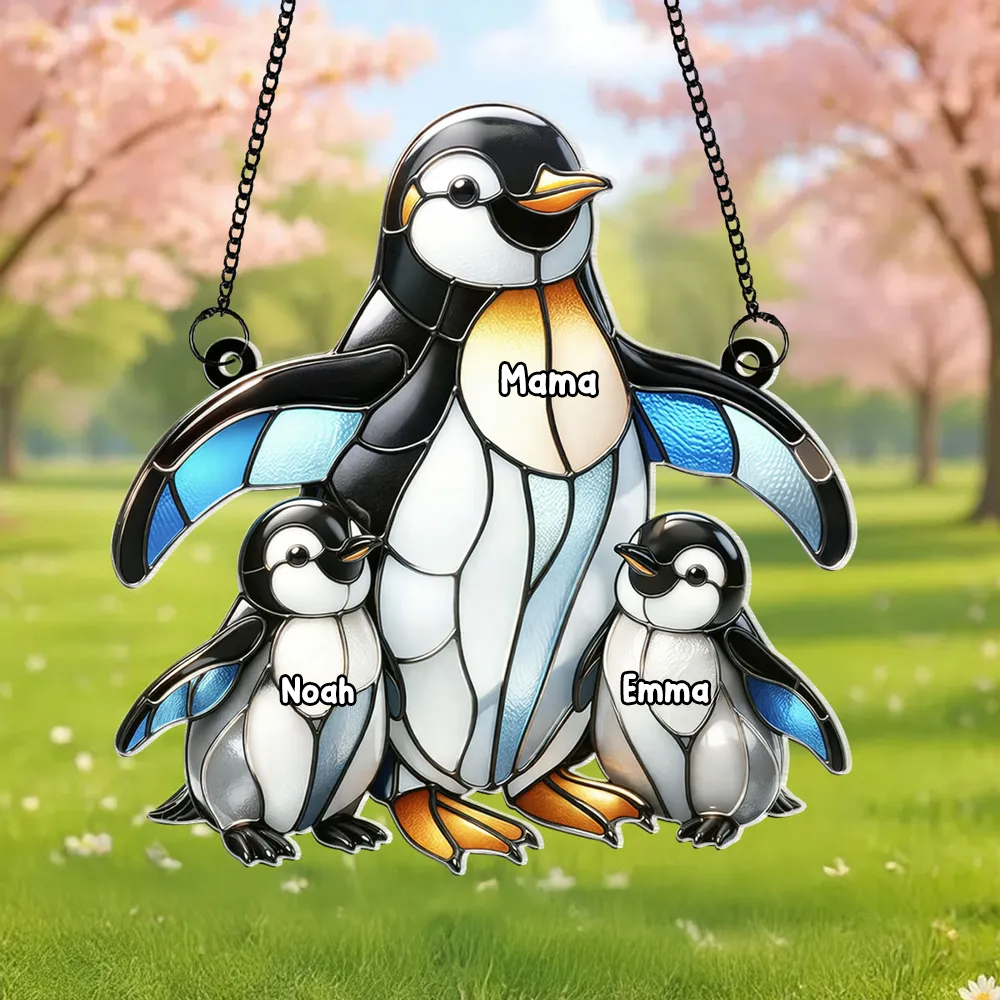 Pinguinmama/-oma mit Kindern-Sonnenfänger Ornament mit Namen