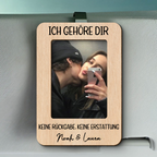 Personalisierter Sonnenblendenclip mit Foto & Spruch – für Paare