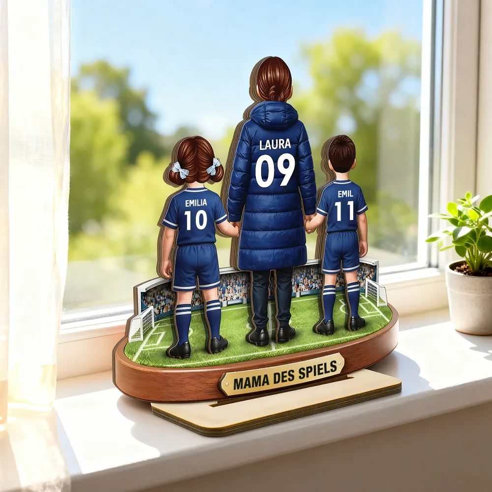 Mama und Kinder mit Fußballmotiv Personalisierter Holzaufsteller