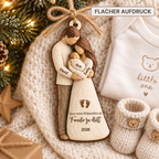 Personalisierter Holz-Weihnachtsanhänger mit Namen – Eltern mit Baby