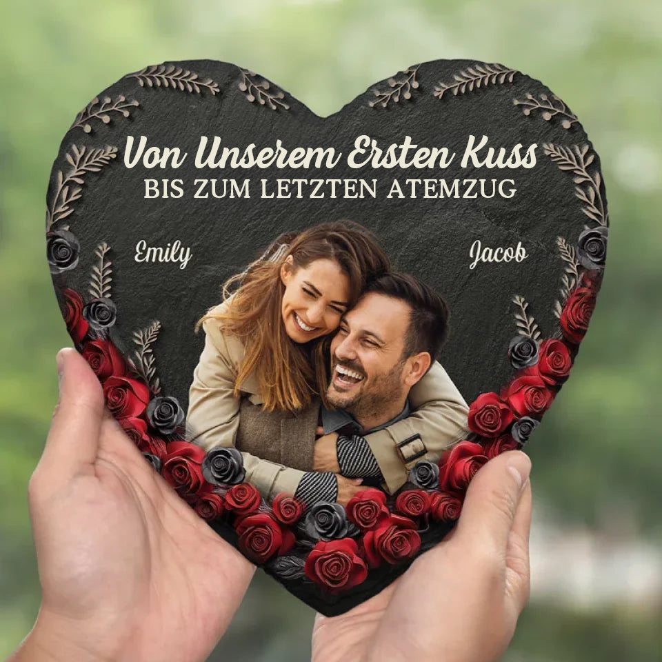 Foto und Rosen - Personalisierte Schieferplatte für Paare – Herzform mit Stand