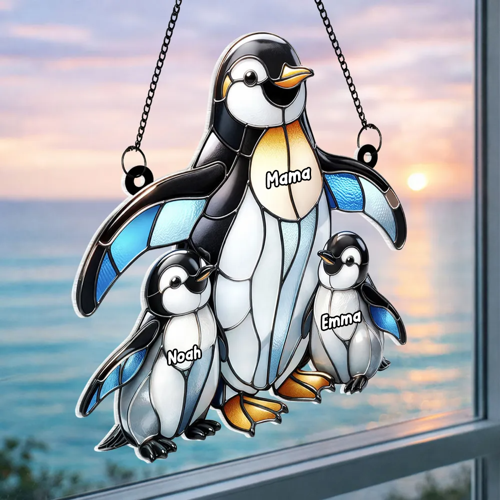 Pinguinmama/-oma mit Kindern-Sonnenfänger Ornament mit Namen