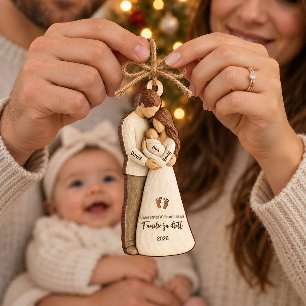 Personalisierter Holz-Weihnachtsanhänger mit Namen – Eltern mit Baby