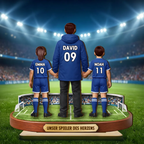 Fußballpapa und Kinder Personalisierter Holzaufsteller mit Trikots