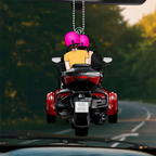 Paar auf Motorrad - Autoanhänger aus Acryl mit Figuren und Namen